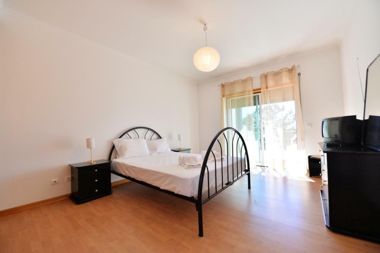 Townhouse Next To Falesia Holiday home Albufeira