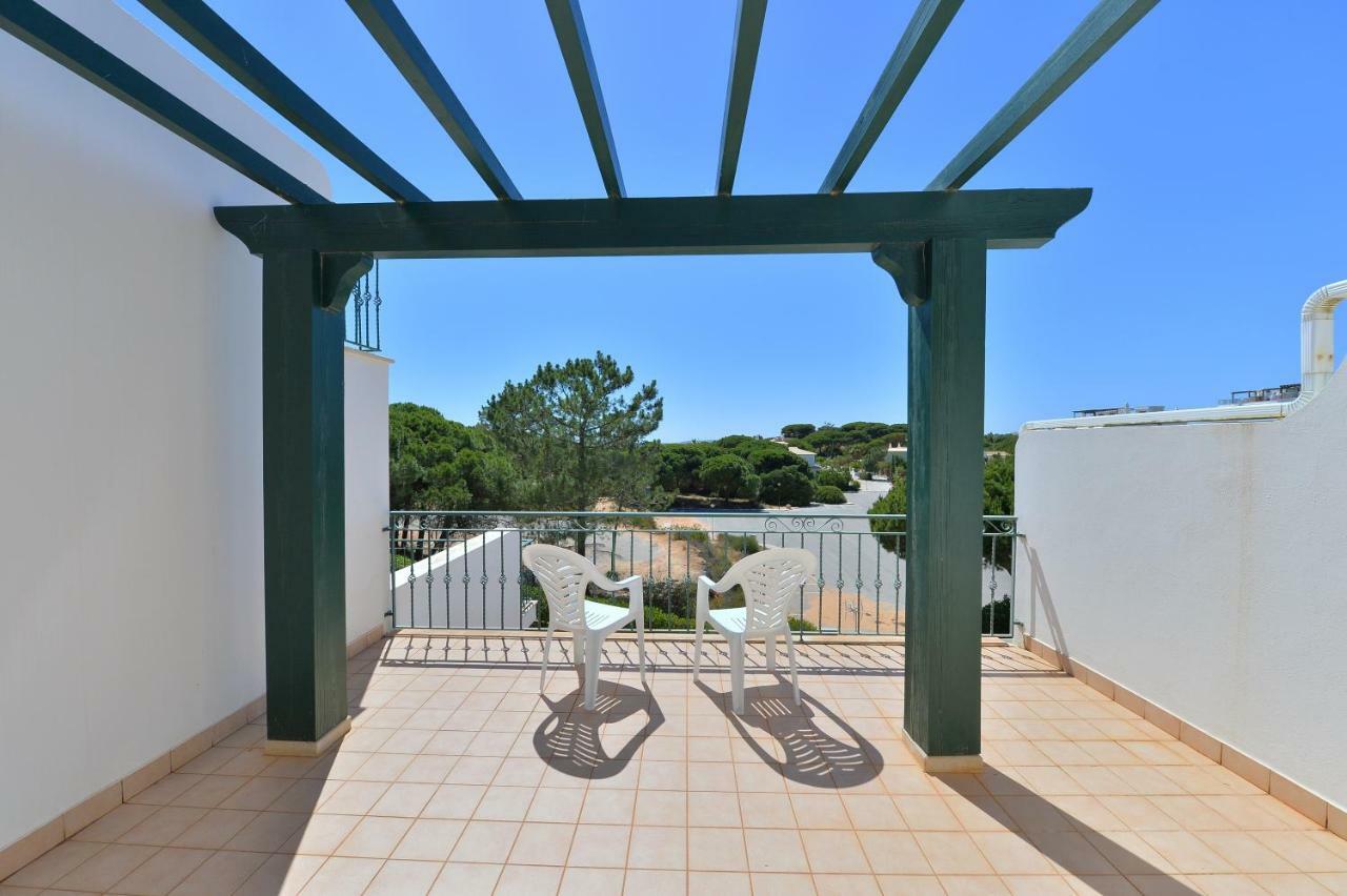 Townhouse Next To Falesia Holiday home Albufeira