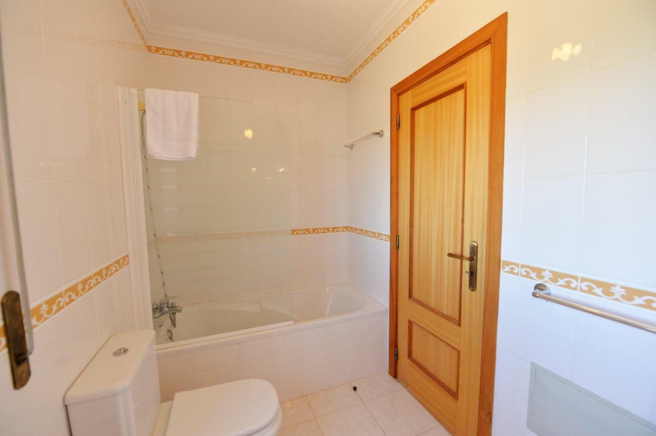 Townhouse Next To Falesia Holiday home *